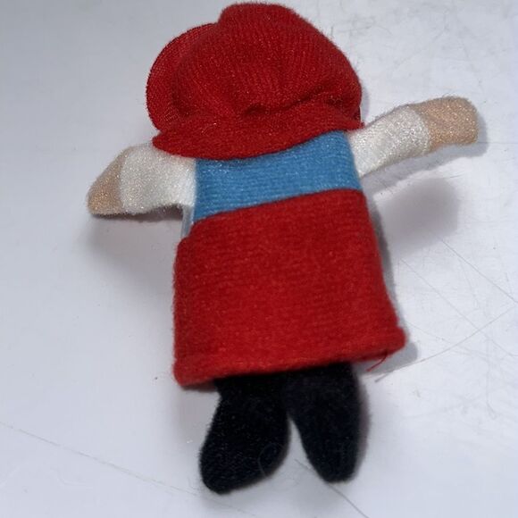 Three Little Red Riding Hood felt finger puppets including Grandma and the Wolf - Picture 6 of 9